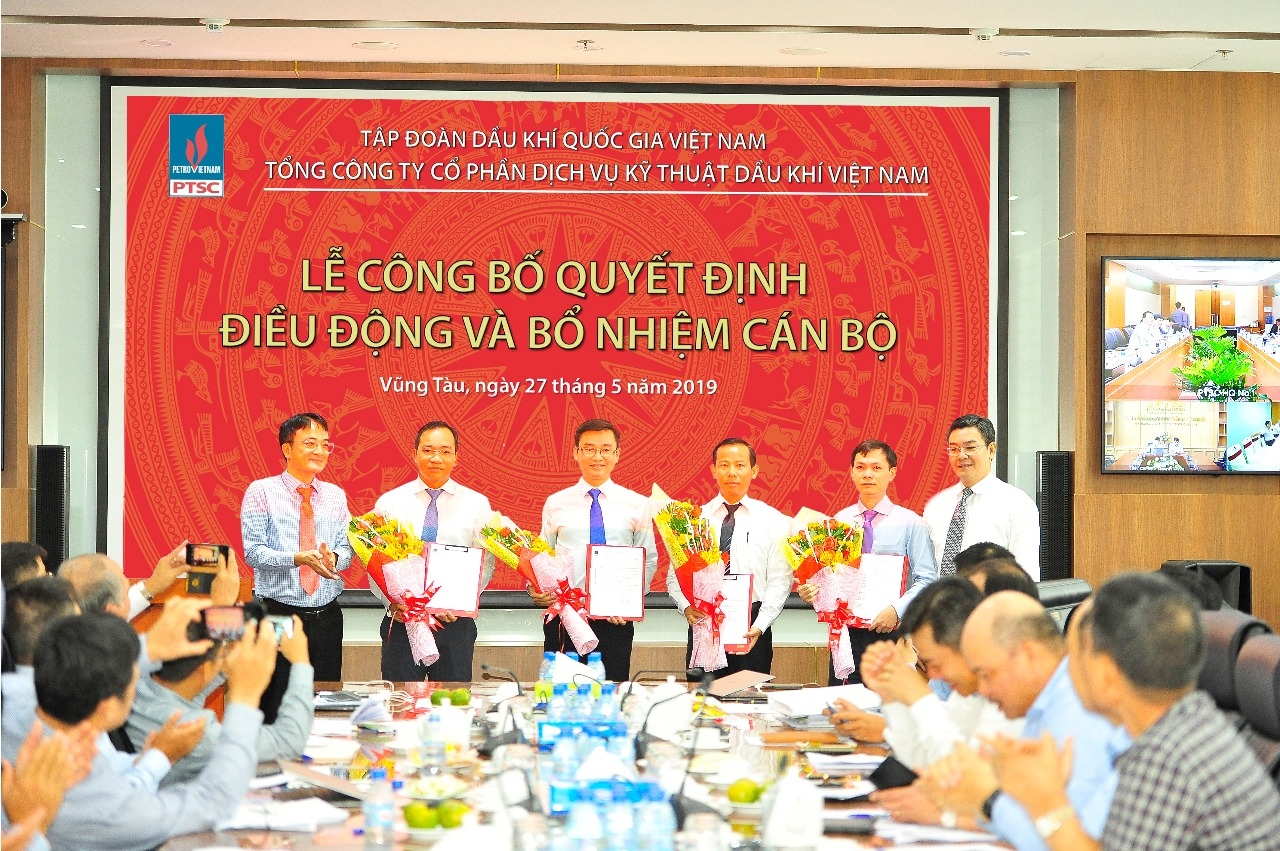 ptsc cong bo va trao cac quyet dinh dieu dong bo nhiem can bo