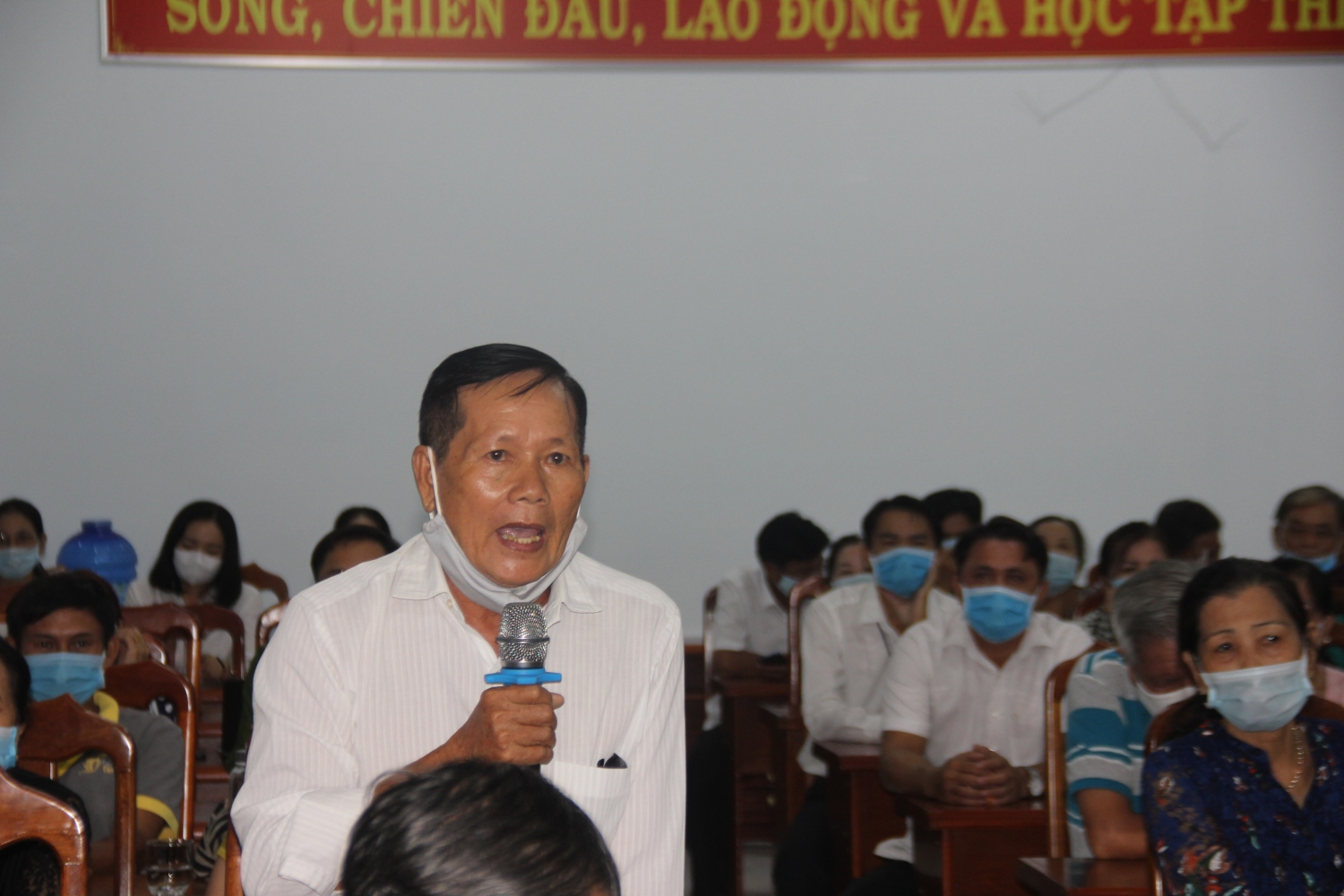 Đồng chí Lê Mạnh Hùng tiếp xúc cử tri tại huyện U Minh và TP Cà Mau, tỉnh Cà Mau Đồng chí Lê Mạnh Hùng tiếp xúc cử tri tại huyện U Minh và TP Cà Mau, tỉnh Cà Mau