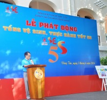 doi moi quyet liet khong ngung hoan thien