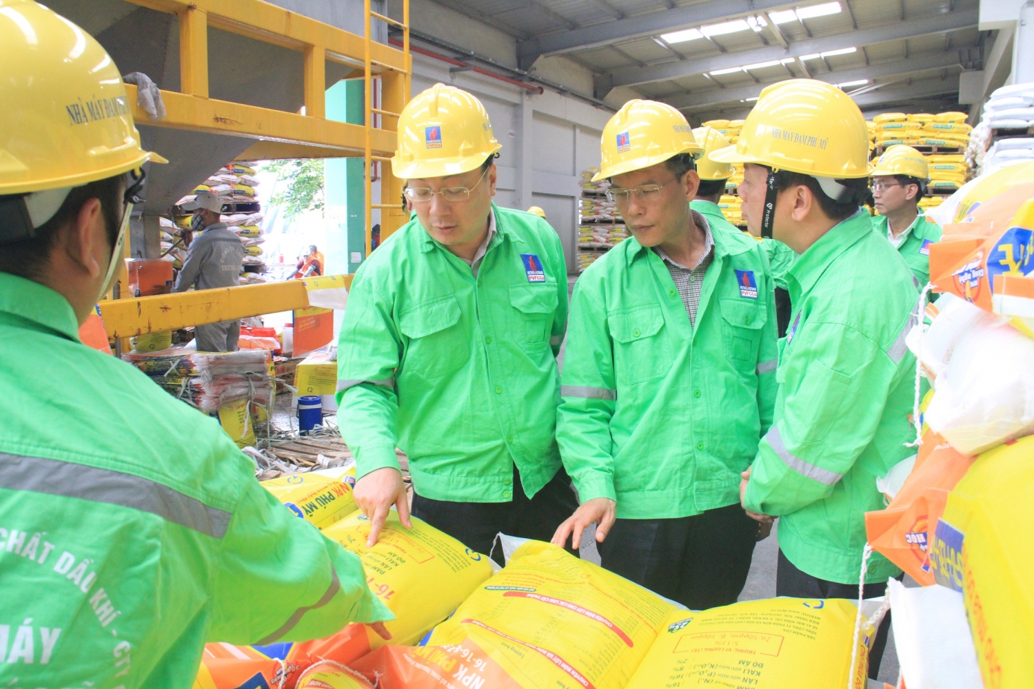 pvfcco luon la thuong hieu dan dau nganh nong nghiep va phan bon