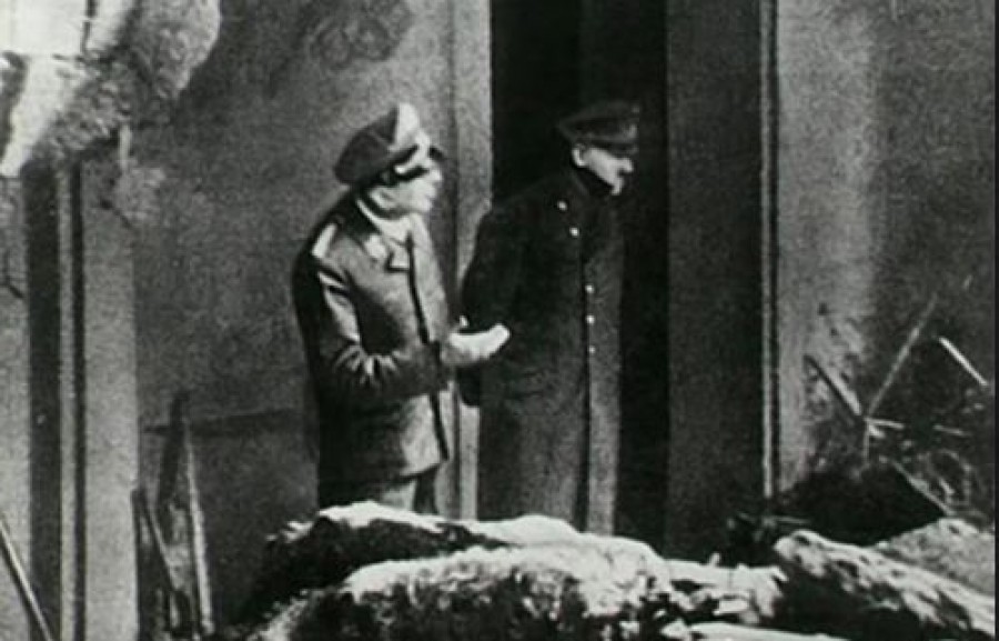 cuoc doi adolf hitler ten toi pham chien tranh phan 7