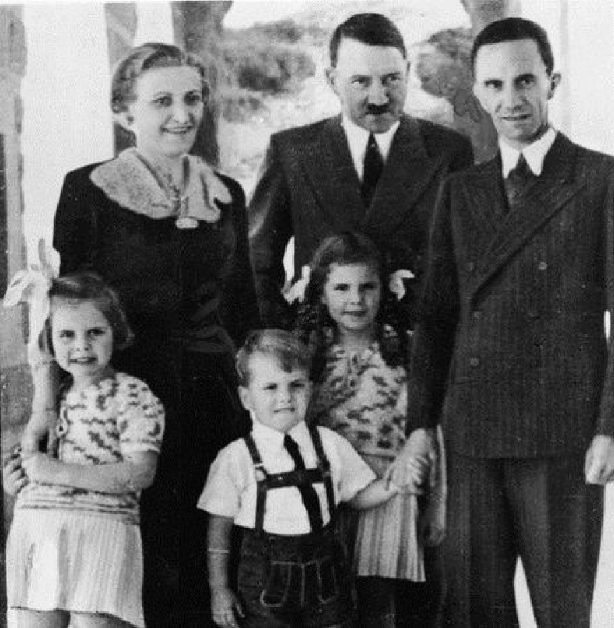 cuoc doi adolf hitler ten toi pham chien tranh phan 7