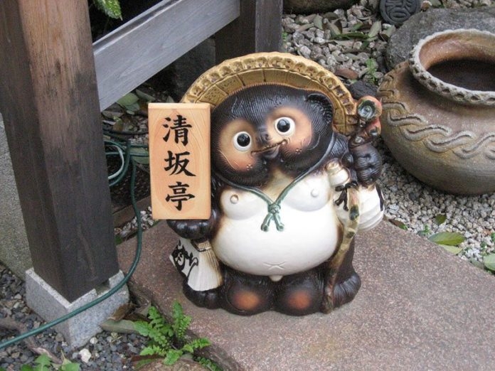 Tượng Shigaraki Tanuki – Danh vật biểu tượng cho sự may mắn ở Nhật Bản