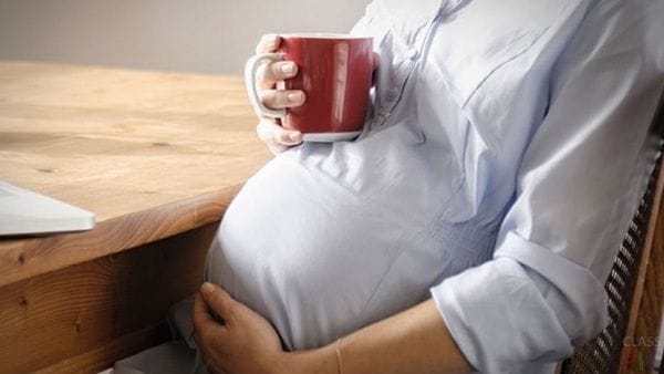 Tác hại của caffeine tới bà bầu