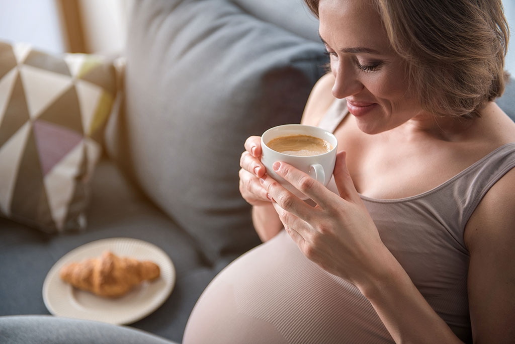 Tác hại của caffeine tới bà bầu