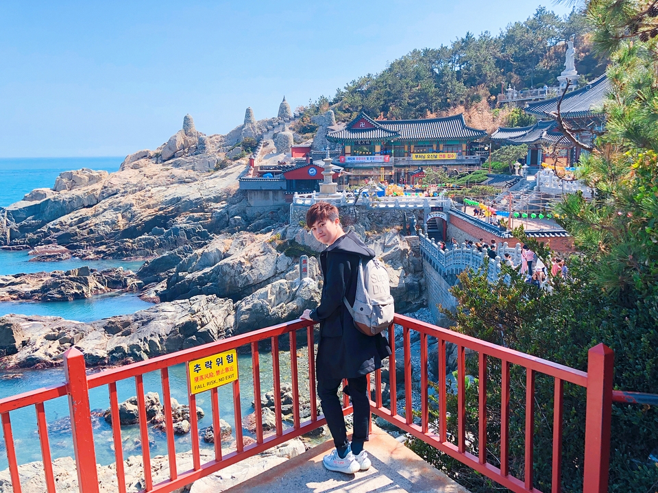 Khám phá ngôi chùa cổ bên bờ biển ở Busan, Hàn Quốc