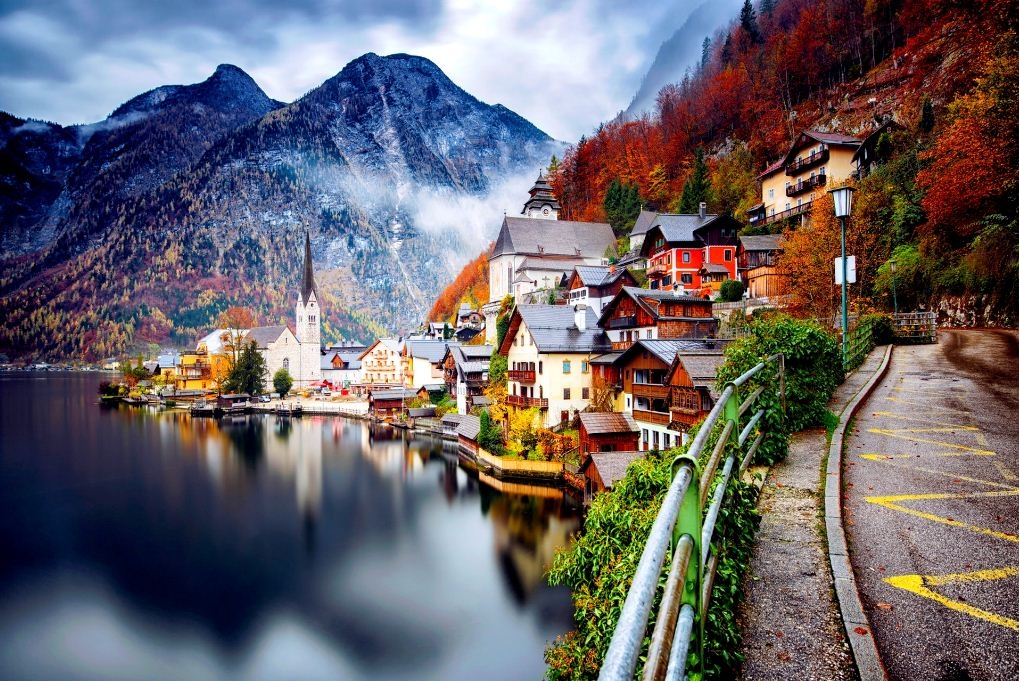 Thăm ngôi làng cổ Hallstatt – Di sản văn hóa 7000 năm của nước Áo Thăm ngôi làng cổ Hallstatt - Di sản văn hóa 7.000 năm của nước Áo