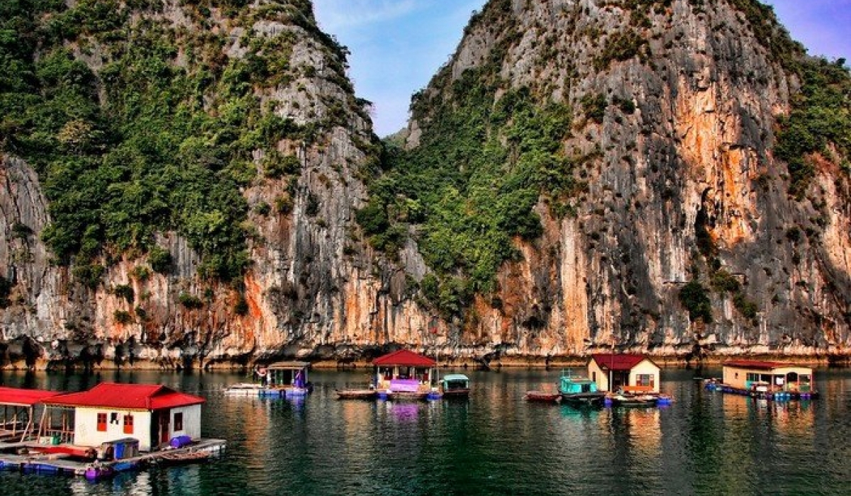 Cửa Vạn - 1 trong 6 ngôi làng 
