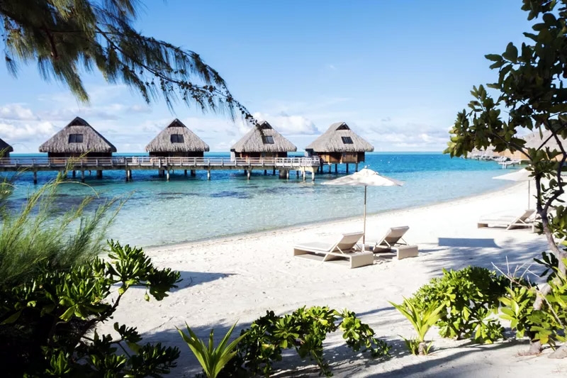 10 bãi biển cát trắng đẹp nhất thế giới
