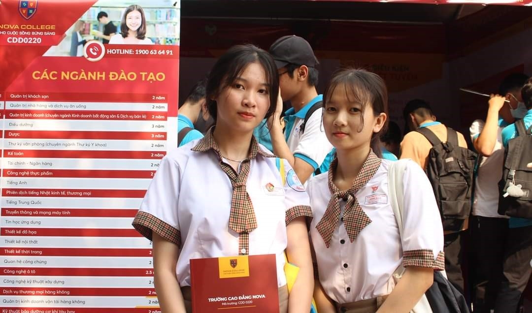 Nova Group dành tặng 30 tỷ đồng học bổng cho tân sinh viên khá và giỏi Nova College năm học 2021-2022