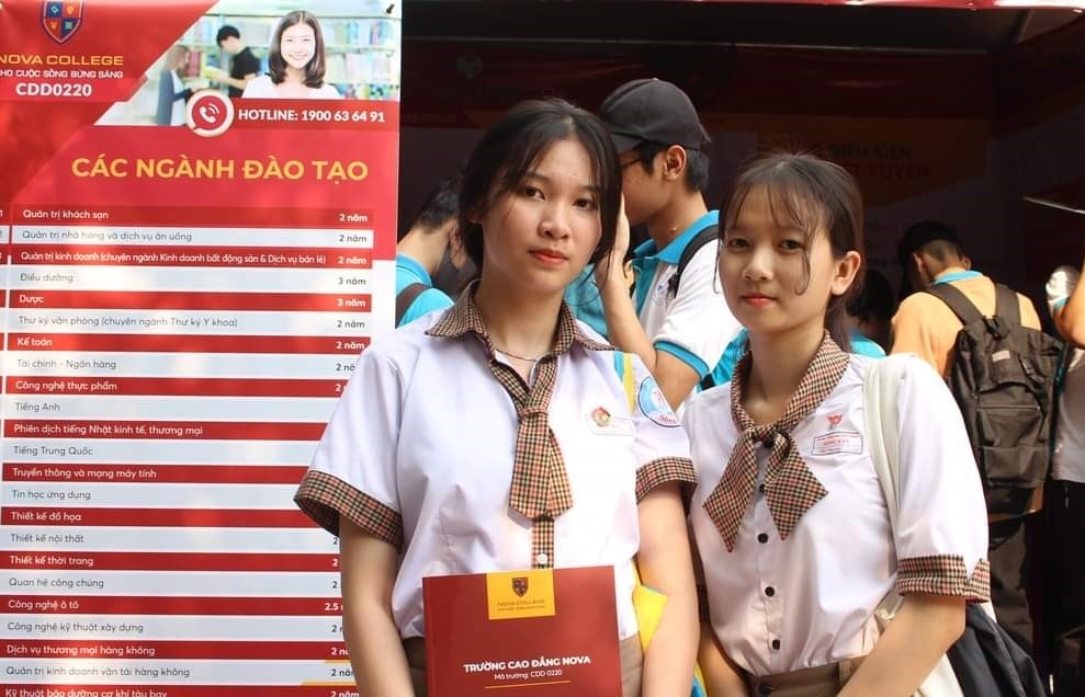Nhiều tân sinh viên Nova College có cơ hội nhận học bổng toàn phần