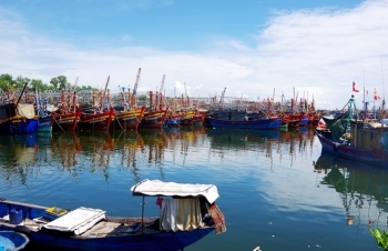 BĐBP Quảng Bình kiểm tra công tác phòng, chống dịch và đảm bảo an toàn cho tàu cá ngư dân