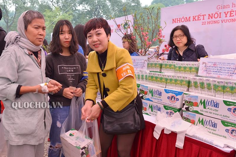phien cho dac biet mang tet den voi nguoi ngheo