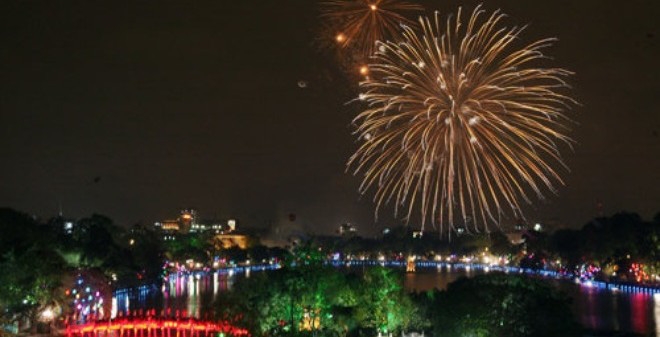 Hà Nội bắn pháo hoa tại 30 điểm dịp Tết Nguyên đán