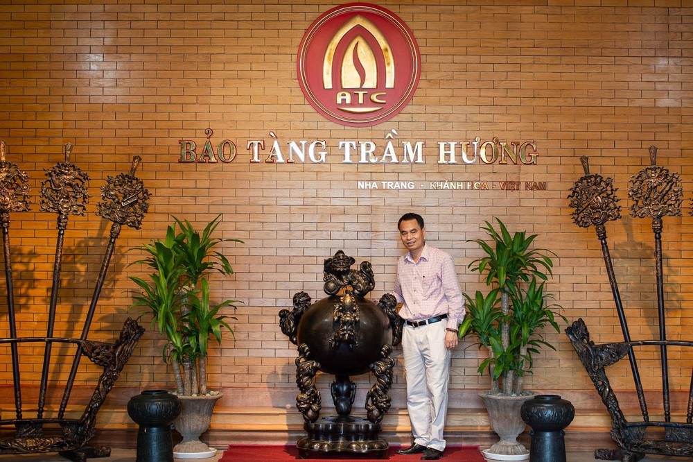 nguoi phung su cay tram