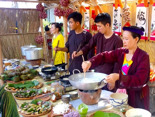 Lễ hội Bánh chưng đón tết Canh Tý tại The Cliff Resort