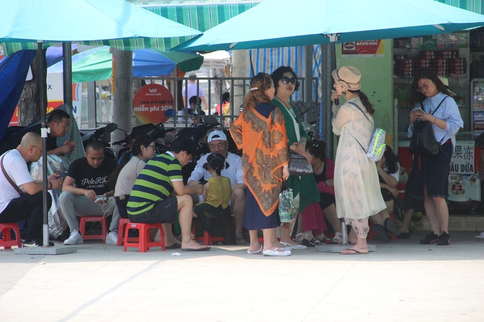 Khánh Hòa: Hơn 5.000 người Trung Quốc vẫn chưa được về nước Khánh Hòa: Hơn 5.000 người Trung Quốc vẫn chưa được về nước