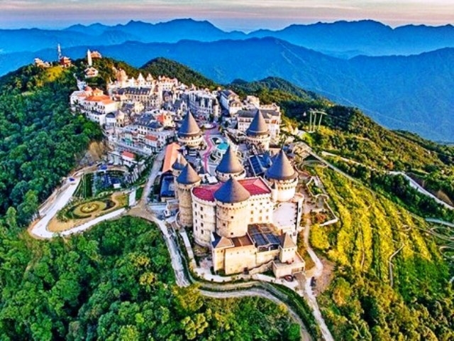 kham pha nhung dia danh du lich day cuon hut tai viet nam