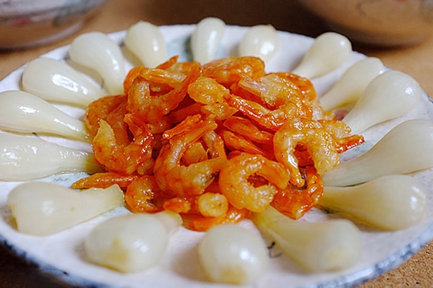 dam da huong vi ngay xuan voi tom kho cu kieu ha tien