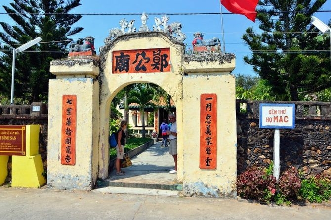 le hoi tao dan chieu anh cac o ha tien noi ton vinh thi ca va nhung bac tien nhan mo coi