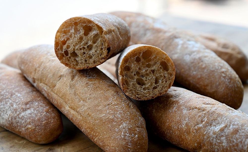 Bánh mì Việt Nam và những khúc biến tấu banh mi viet nam va nhung khuc bien tau