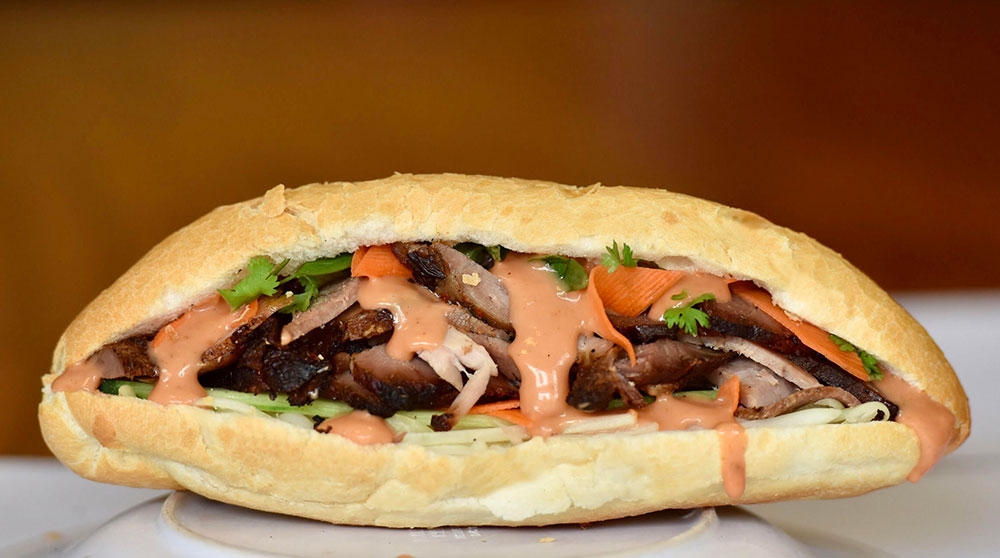 Bánh mì Việt Nam và những khúc biến tấu banh mi viet nam va nhung khuc bien tau