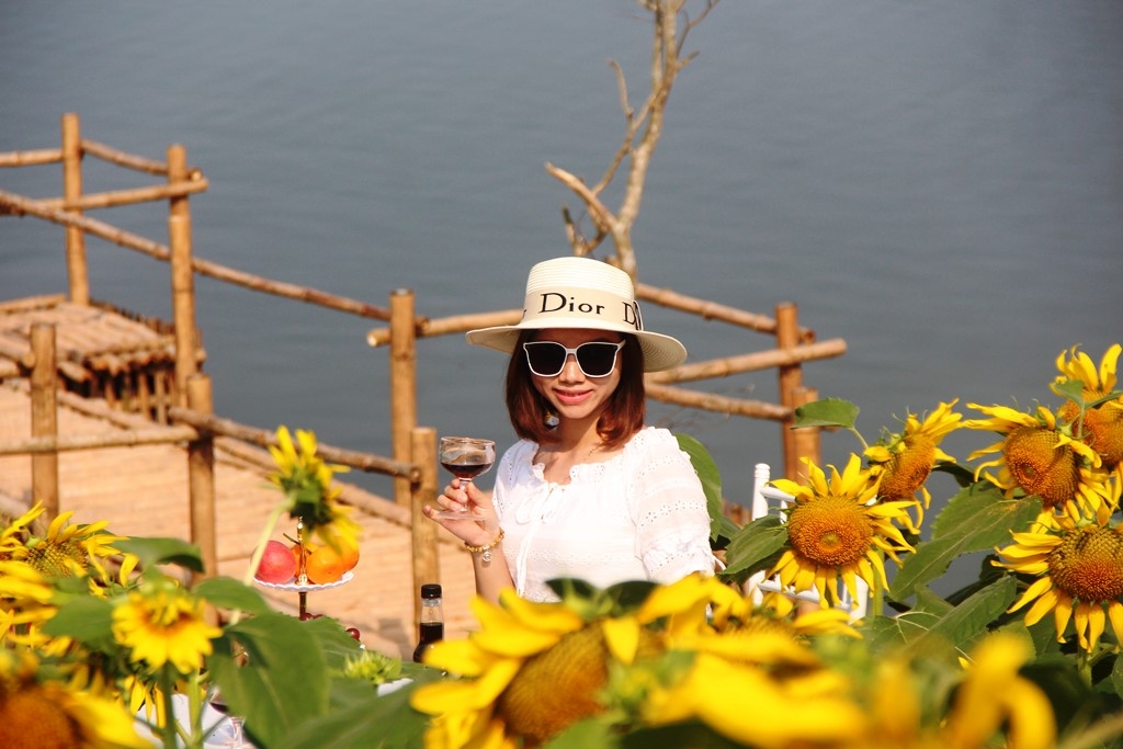 Tiếc cho một điểm dừng chân thơ mộng Tiếc cho một điểm dừng chân thơ mộng