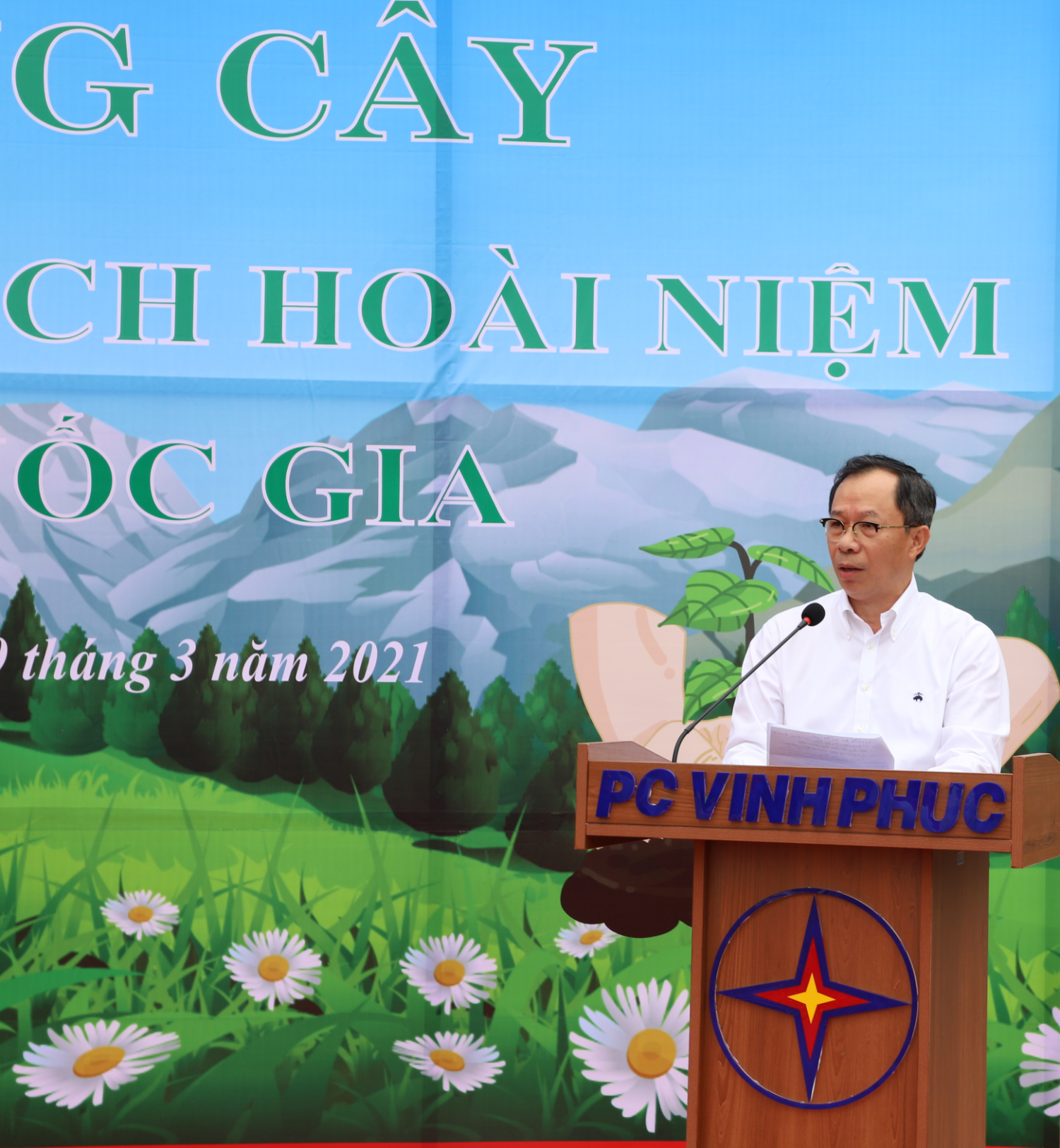 Tổng công ty Điện lực miền Bắc hưởng ứng Lễ trồng cây trên các “Con đường du lịch hoài niệm các di tích Quốc gia”
