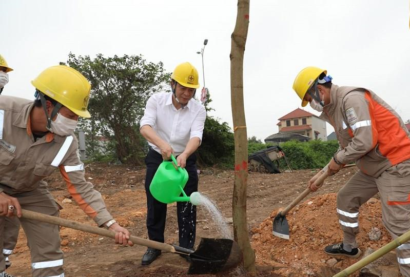 Tổng công ty Điện lực miền Bắc hưởng ứng Lễ trồng cây trên các “Con đường du lịch hoài niệm các di tích Quốc gia”