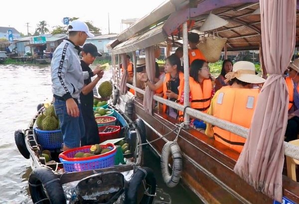 Những trải nghiệm nhất định phải thử khi đi chợ nổi Cái Răng