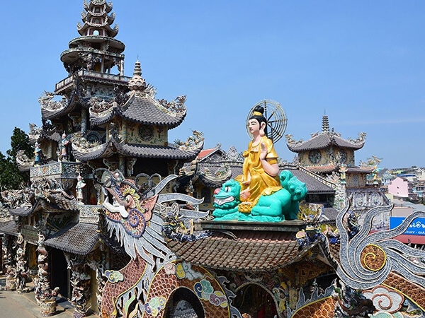 kham pha chua linh phuoc da lat 18 tang dia nguc