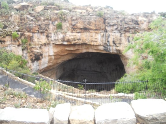 Lối đi xuống “địa ngục” tại vườn quốc gia Calsbad Caverns