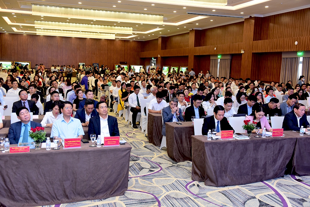 Tìm hướng thúc đẩy thị trường nội địa, tạo động lực khôi phục du lịch Việt Nam trong tình hình mới