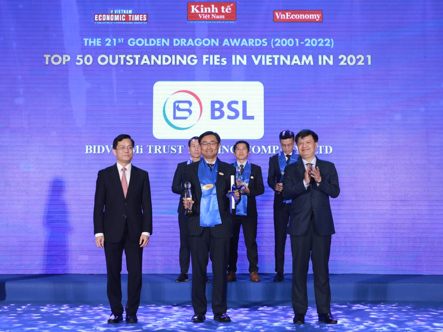 BSL được vinh danh là “Nhà cung cấp Dịch vụ Tài chính tin cậy” BSL được vinh danh là “Nhà cung cấp Dịch vụ Tài chính tin cậy”