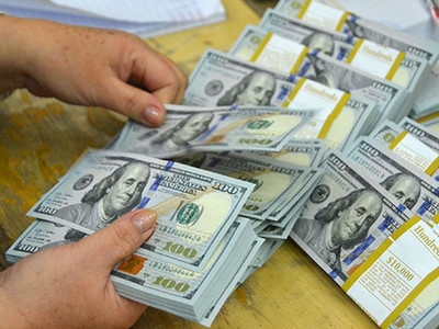Tỷ giá ngoại tệ hôm nay 27/4: USD không ngừng tăng