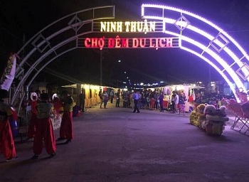 Ninh Thuận: Buổi tối khám phá Chợ đêm nhộn nhịp