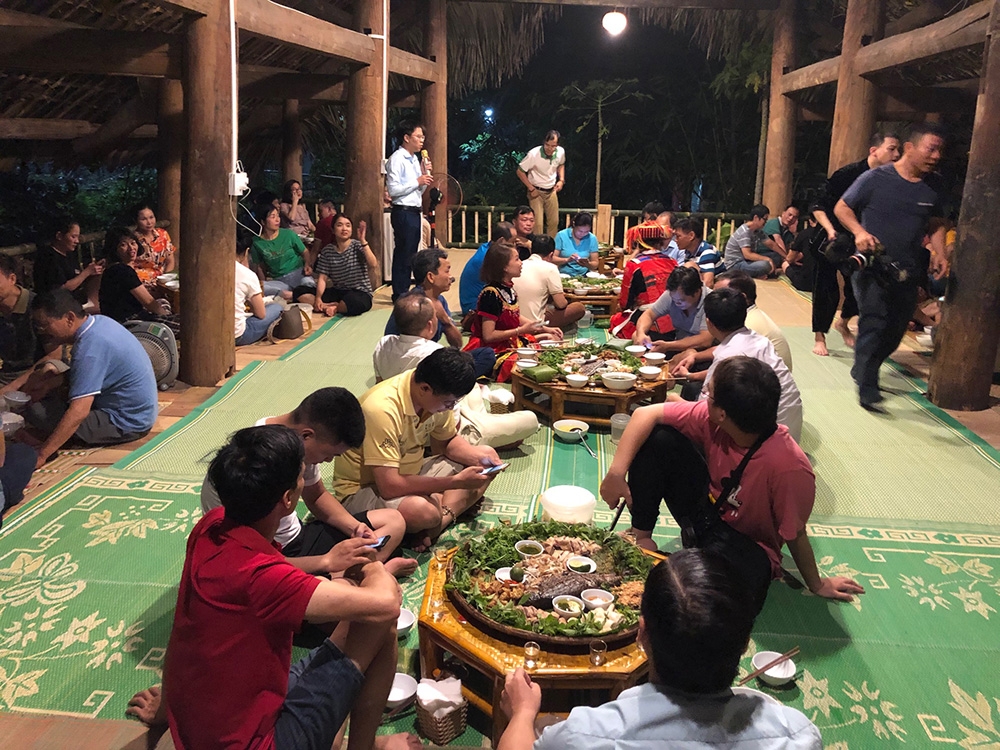 Trải nghiệm homestay Lâm Bình