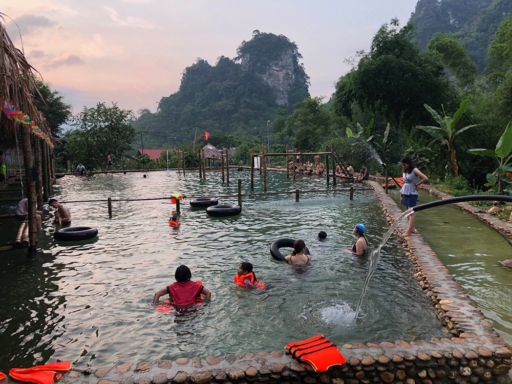 Trải nghiệm homestay Lâm Bình