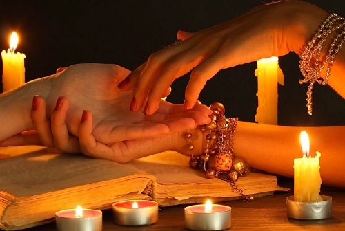 Thoát chết nhờ bỏ tiền cứu mạng người trong đêm
