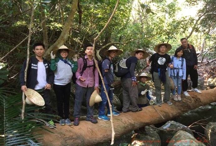 ninh thuan tour kham pha nui ong ngon nui linh thieng cua cong dong raglai nui chua