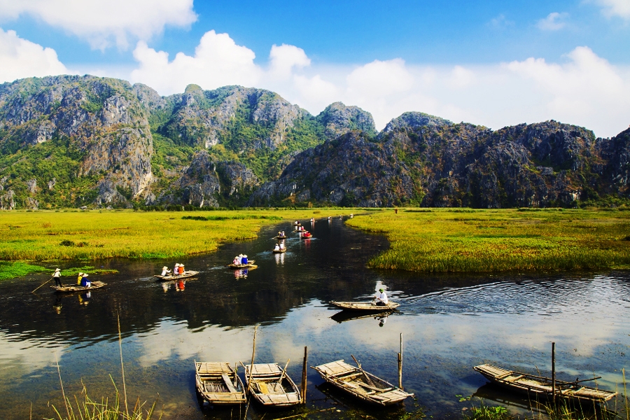 Vân Long - Bức tranh thủy mặc thiên nhiên sinh động