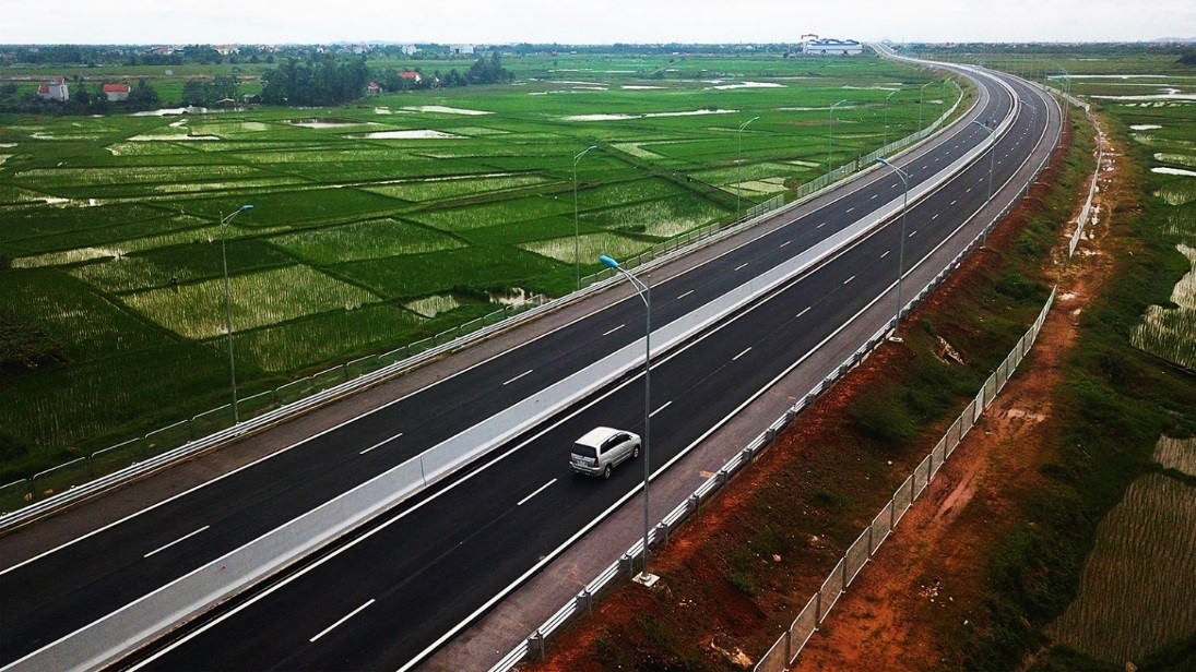 Đi Hạ Long bây giờ dễ như trở bàn tay