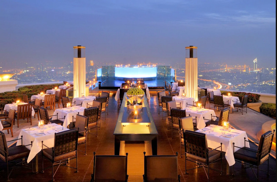 mot lan trai ngiem sky bar tai lebua bangkok