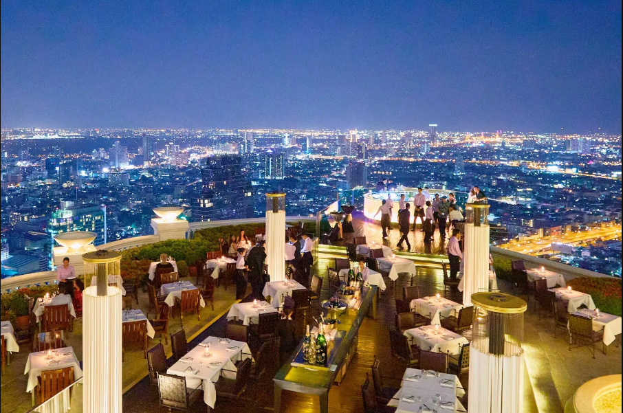 mot lan trai ngiem sky bar tai lebua bangkok