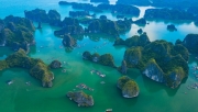 Vịnh Lan Hạ là nơi đáng đến ở Đông Nam Á