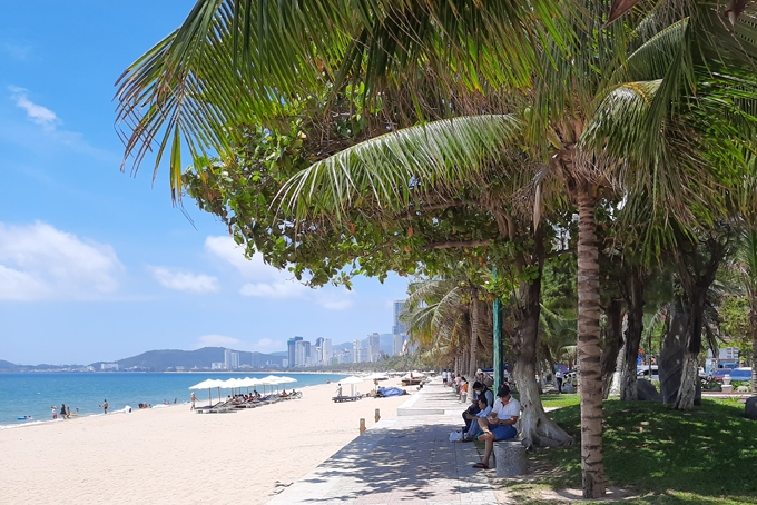 Báo Hàn giải thích vì sao người nước ngoài thích du lịch Nha Trang