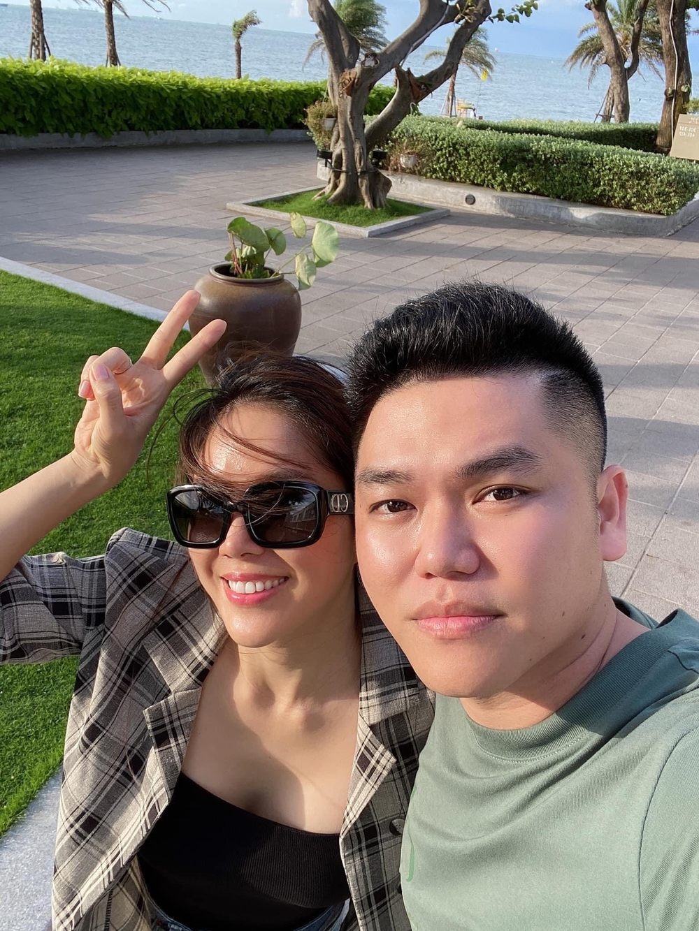 Sao Việt hôm nay 20/8: Trấn Thành - Hari Won hâm nóng tình cảm sau tin đồn đổ vỡ