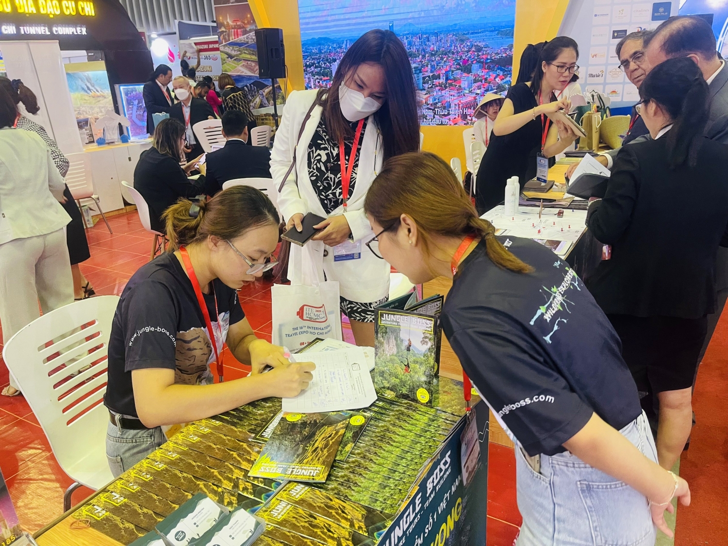 Du lịch Quảng Bình tích cực quảng bá tại Hội chợ Du lịch quốc tế ITE TP HCM 2022