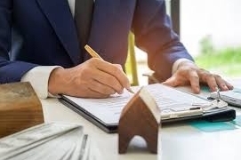 Bị lừa dối khi làm hợp đồng tặng cho để nhận đất nhiều hơn đòi lại như thế nào?