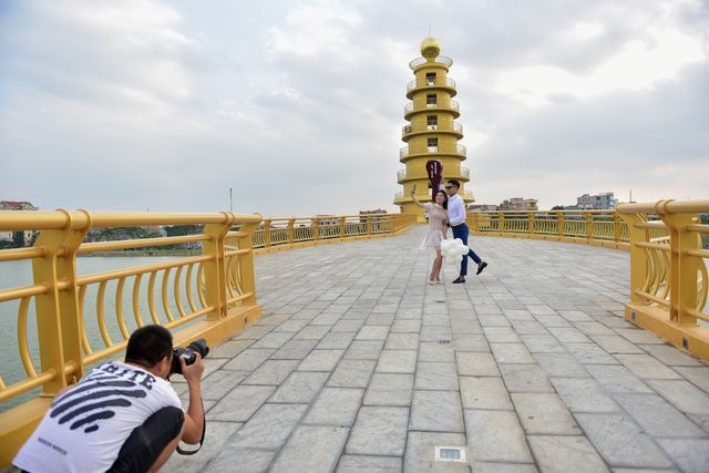 Toàn cảnh cây cầu đi bộ với kiến trúc tháp 7 tầng "độc nhất vô nhị" tại Phú Thọ toan canh cay cau di bo voi kien truc thap 7 tang doc nhat vo nhi tai phu tho